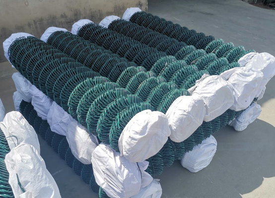 Le PVC vert-foncé de taille de 1.8m a enduit des garnitures de With Whole Set de barrière de maillon de chaîne