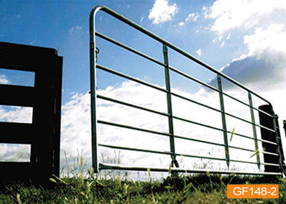 soudure en acier à faible teneur en carbone Mesh Field Fence Gate de 2.5m