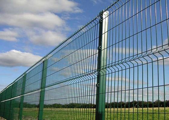 ISO9001 barrière géante 50*150mm V Mesh Security Fencing