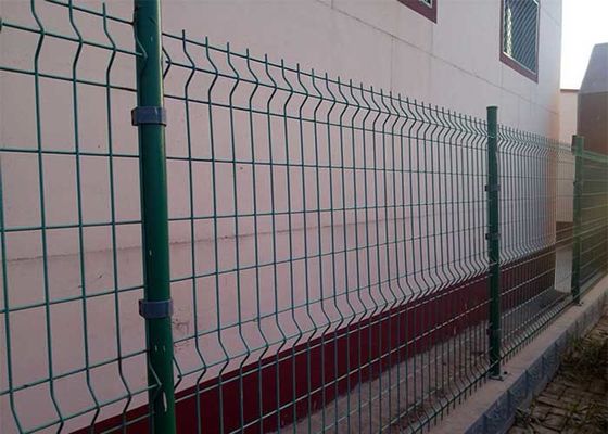 courrier V Mesh Security Fencing For Courtyard de cylindre de fil de 5mm