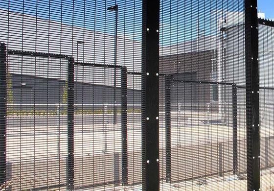 clôture militaire de sécurité de l'aéroport H2000mm 358