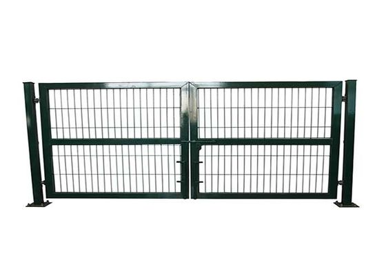 Le PVC facile d'installation a enduit la barrière Gate de jardin en métal de 2*4m