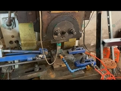 Parcs d'intérieur ornementaux modernes soudés à la canne de tuyauterie en haut Nouveau panneau de clôture en acier forgé