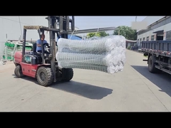 Comment l'emballage de la clôture en treillis métallique galvanisé est-il réalisé ?