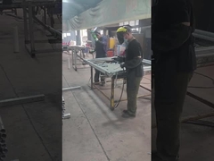 Procédé de soudure pour clôture en treillis métallique