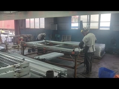 Comment le portail de clôture 3D est-il produit