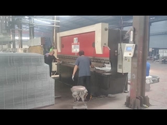 Le pliage de la clôture 3D expédiée en Australie a été réalisé de cette manière