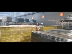 Protection des bords des emballages en palette en fer