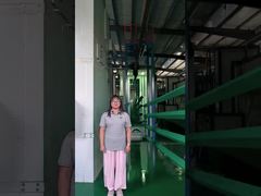 Clôture en acier tubulaire à piquets avec traitement de surface