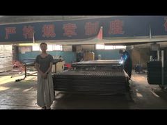 Clôture en panneaux grillagés 1,83*2,5 m entièrement soudés, anti-corrosion, en production