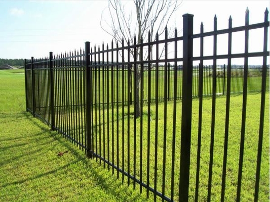 Métal Noir Sécurité 6x8 Piquet de ferraille en acier Panneaux de clôture de lance de jardin extérieur Galvanisés Panneaux de clôture en acier de fer forgé