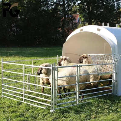 Moutons/bovins/chèvres/chevaux galvanisés à chaud panneau de cour panneau de bétail clôture de ferme en fer traité thermiquement traité sous pression W