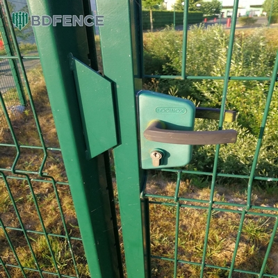 Panneaux de clôture en PVC revêtus de métal en acier galvanisé