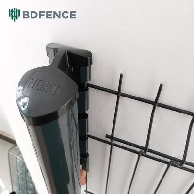 Métal décoratif extérieur à la maison 3D pliant le fil incurvé V Mesh Garden Fence de Panel Welded Rigid de barrière