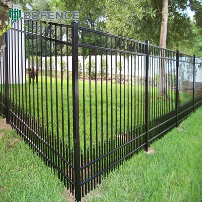 Clôture en acier résidentiel sur mesure Black Metal Picket Decorative Clôture en fer forgé Clôture en acier ornemental
