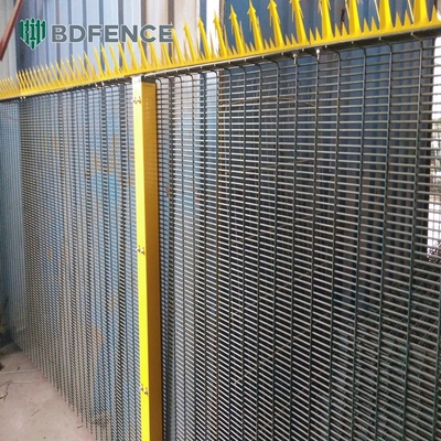 Galvanisée Clearvu haute sécurité 358 barrière anti-escalade en plastique revêtue de métal prison de la maille Clear Vu View barrière pas de montée