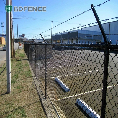 6 9 10 Épaisseur de la clôture de fil de cyclone 4ft 5ft 6ft 7ft 8ft 10ft Industrie Galvanisée