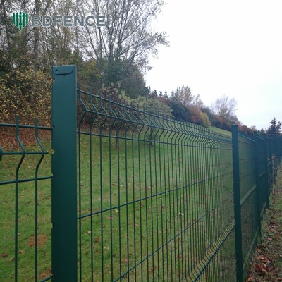 Accueil Sécurité extérieure Clôture en fil de fer 3D courbée soudée en PVC