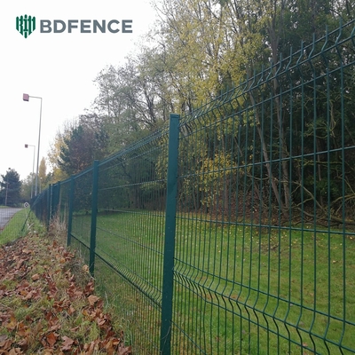 Accueil Jardin extérieur Triangle métallique courbure en PVC revêtu 3d fil de fer barbelé courbé clôture