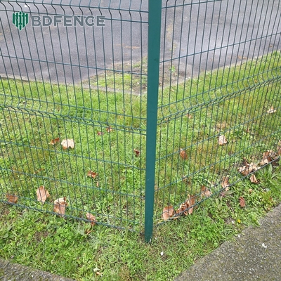 3mm 3d panneaux de clôture revêtus bordure de jardin vert fil de fer avec filet en V plis