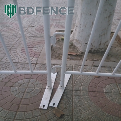 Clôture de périmètre temporaire 3D / clôture de barrière de foule 2,4 x 2,95 m