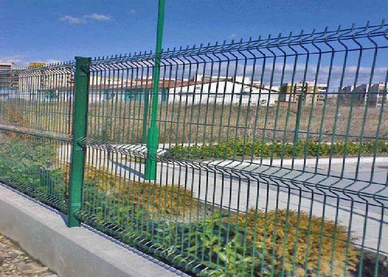 Fabricant Fabricant Chain Link Ferme Clôture à chaud trempé galvanisé rouleau 3d soudé filet de fil de fer Clôture grille de jardin