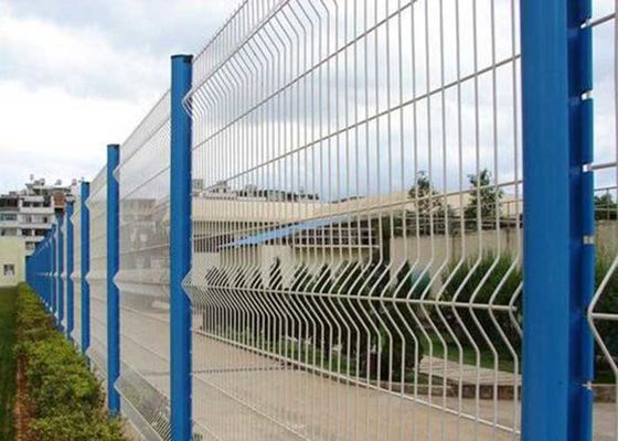 Fabricant Fabricant Chain Link Ferme Clôture à chaud trempé galvanisé rouleau 3d soudé filet de fil de fer Clôture grille de jardin