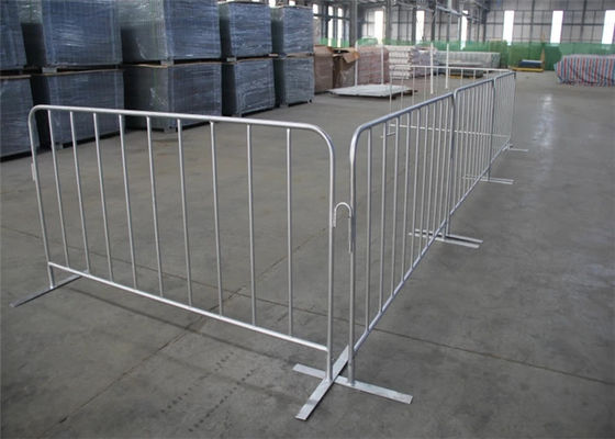 1.8 mm épaisseur métal acier sécurité routière portable piétons barricades temporaires de contrôle de foule pour le contrôle du trafic
