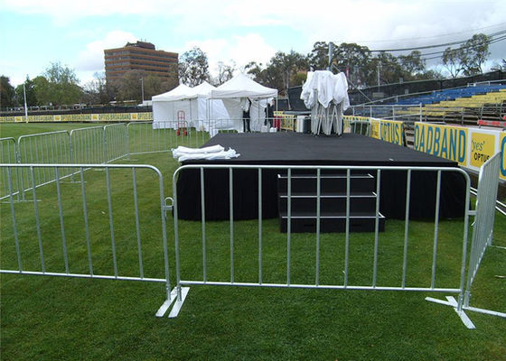 1.8 mm épaisseur métal acier sécurité routière portable piétons barricades temporaires de contrôle de foule pour le contrôle du trafic