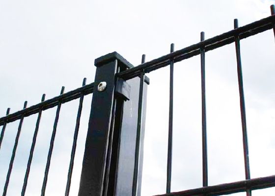 Barrière soudée double par fil de la structure 868/656 de grille de HGMT