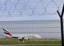 Clôture de sécurité dans les aéroports de montée de barbelé de rasoir anti