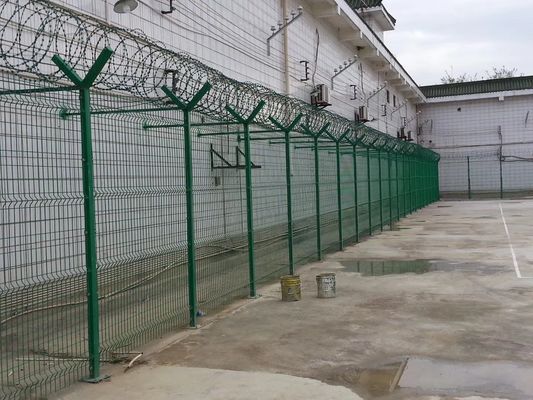 Clôture de sécurité dans les aéroports de montée de barbelé de rasoir anti