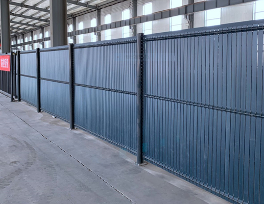 Panneaux de clôture en PVC revêtus de métal en acier galvanisé