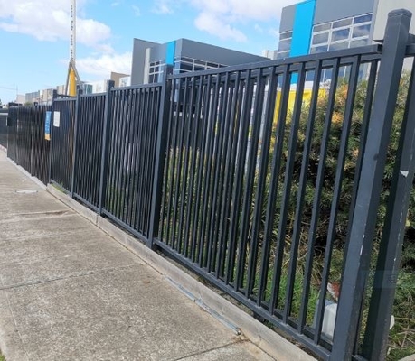 La clôture tubulaire australienne standard pressée à la lance de sécurité de l'acier