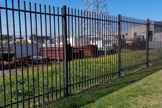 La clôture tubulaire australienne standard pressée à la lance de sécurité de l'acier