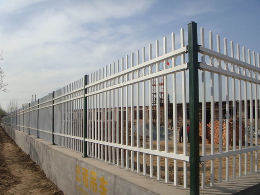 Facile à assembler en PVC galvanisé revêtu de fer forgé en acier de la clôture du panneau pour la piscine sur mesure