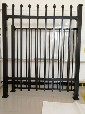 Facile à assembler en PVC galvanisé revêtu de fer forgé en acier de la clôture du panneau pour la piscine sur mesure